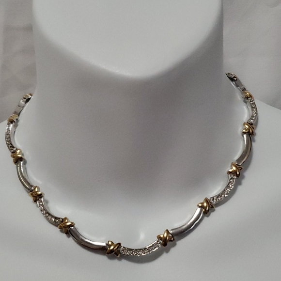 Necklace - Picture 5 of 6